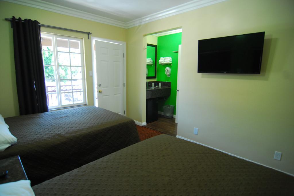 Studio City Inn - Near Universal Studios Hollywood Лос-Анджелес Экстерьер фото
